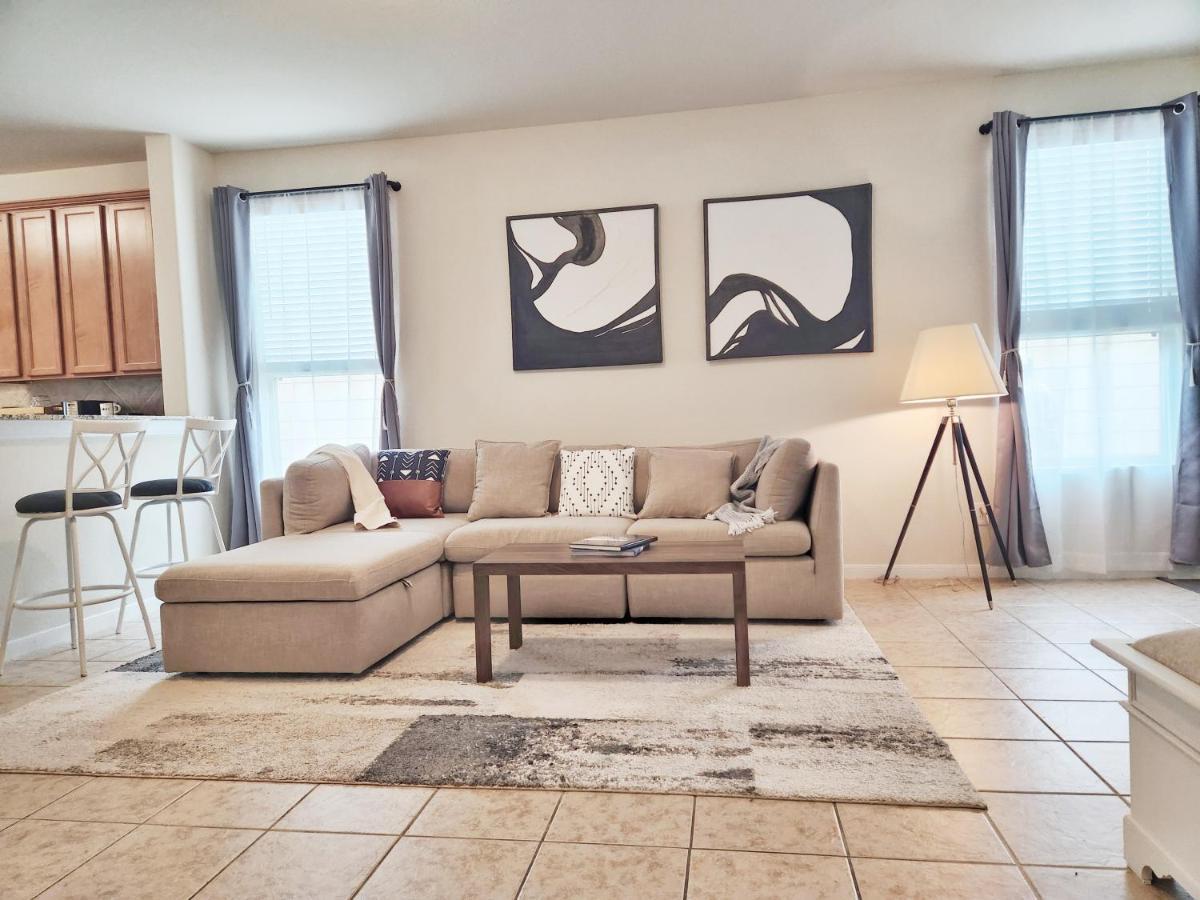 4 Bedroom Home Near Downtown Med Center Nrg Stadium Pearland Skyview Long By Ion Rentals Houston Ngoại thất bức ảnh