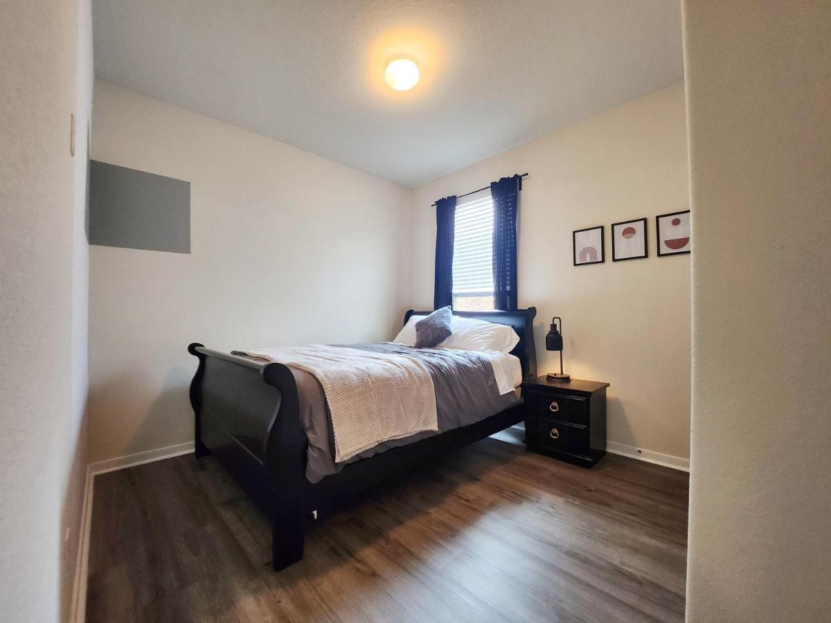 4 Bedroom Home Near Downtown Med Center Nrg Stadium Pearland Skyview Long By Ion Rentals Houston Ngoại thất bức ảnh