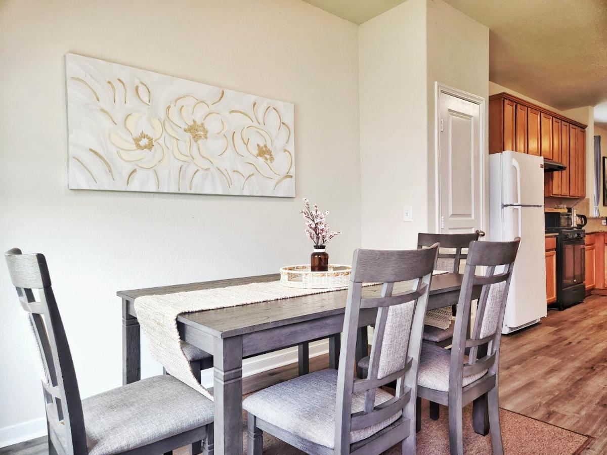 4 Bedroom Home Near Downtown Med Center Nrg Stadium Pearland Skyview Long By Ion Rentals Houston Ngoại thất bức ảnh