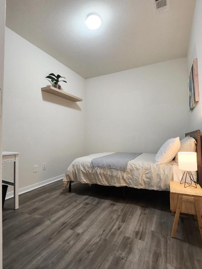 4 Bedroom Home Near Downtown Med Center Nrg Stadium Pearland Skyview Long By Ion Rentals Houston Ngoại thất bức ảnh