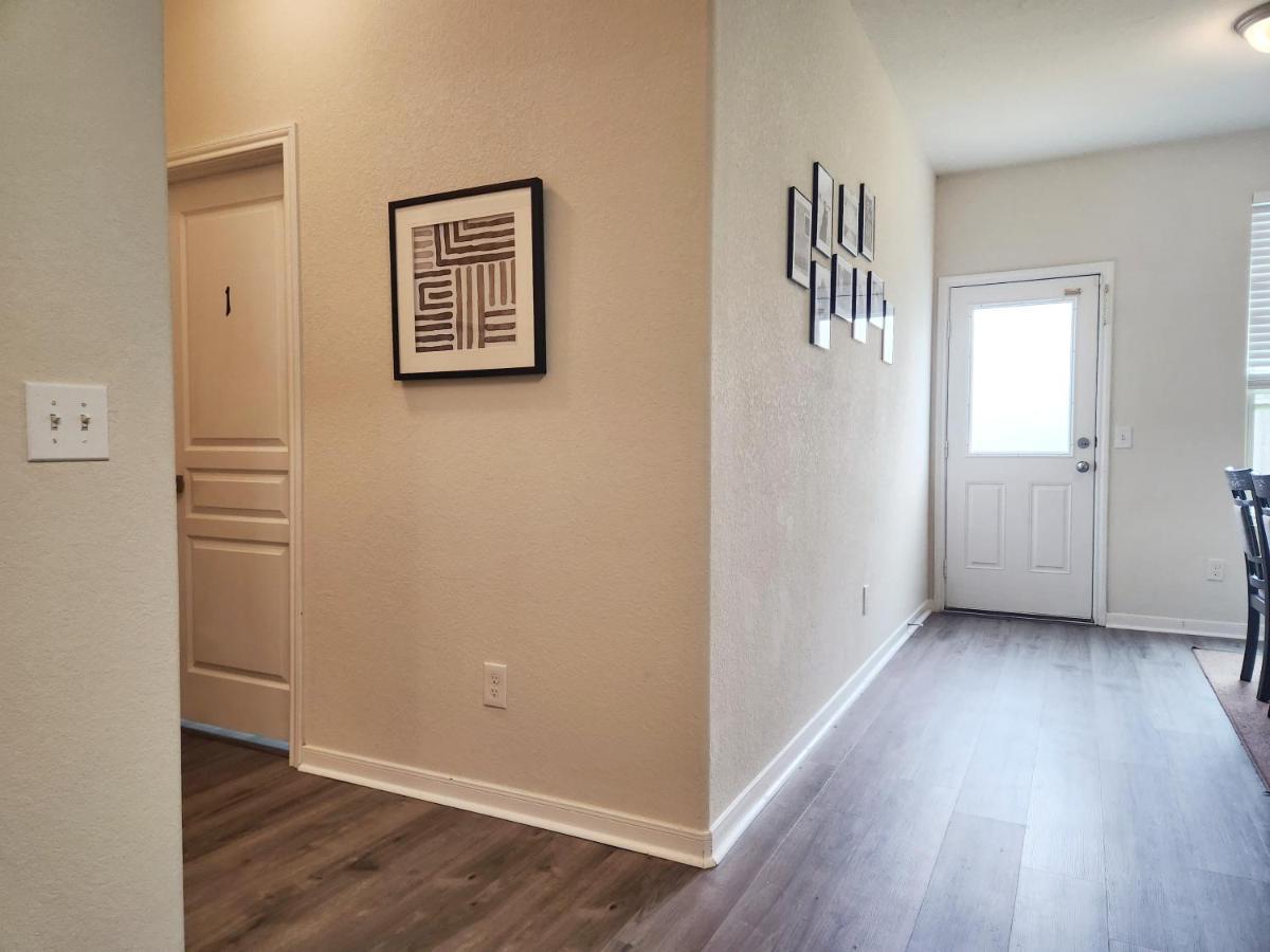 4 Bedroom Home Near Downtown Med Center Nrg Stadium Pearland Skyview Long By Ion Rentals Houston Ngoại thất bức ảnh