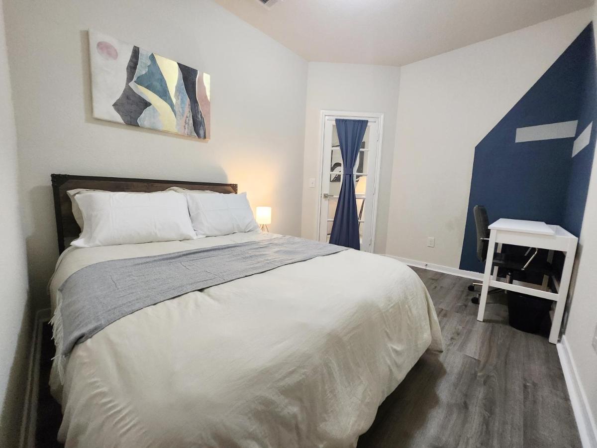 4 Bedroom Home Near Downtown Med Center Nrg Stadium Pearland Skyview Long By Ion Rentals Houston Ngoại thất bức ảnh