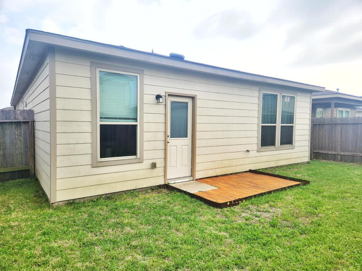 4 Bedroom Home Near Downtown Med Center Nrg Stadium Pearland Skyview Long By Ion Rentals Houston Ngoại thất bức ảnh
