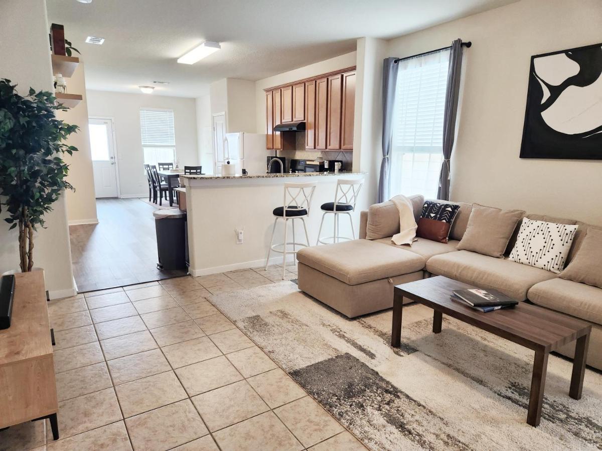 4 Bedroom Home Near Downtown Med Center Nrg Stadium Pearland Skyview Long By Ion Rentals Houston Ngoại thất bức ảnh